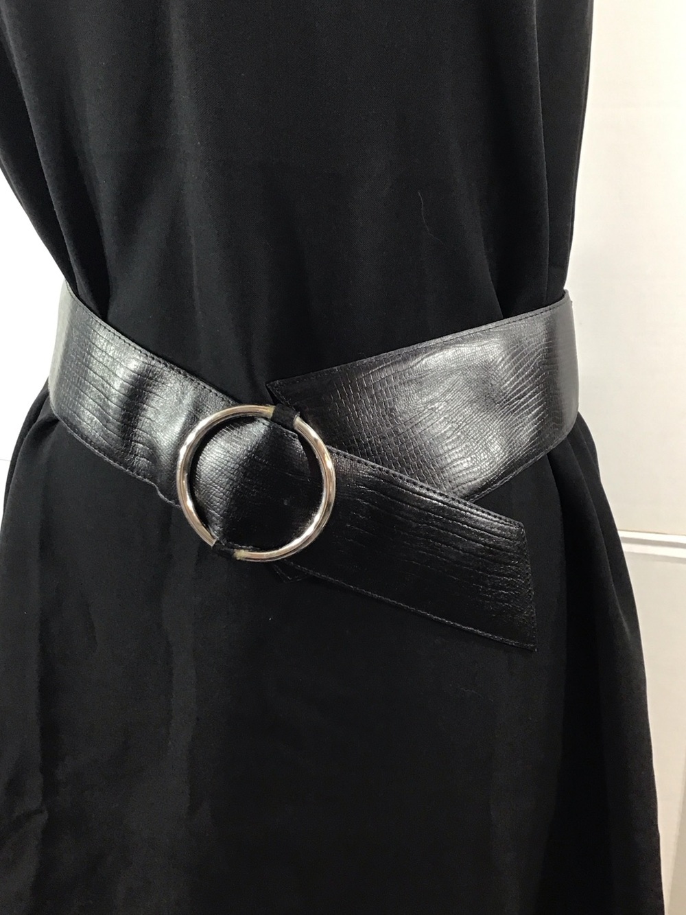 Morgan Taylor Black Leather Wide cinch Belt with Silver Ring M